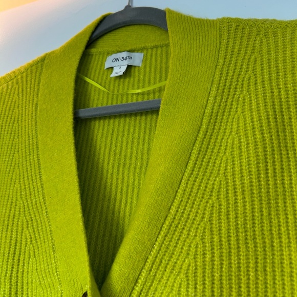 On 34th Soft Cardigan - Picture 2 of 3